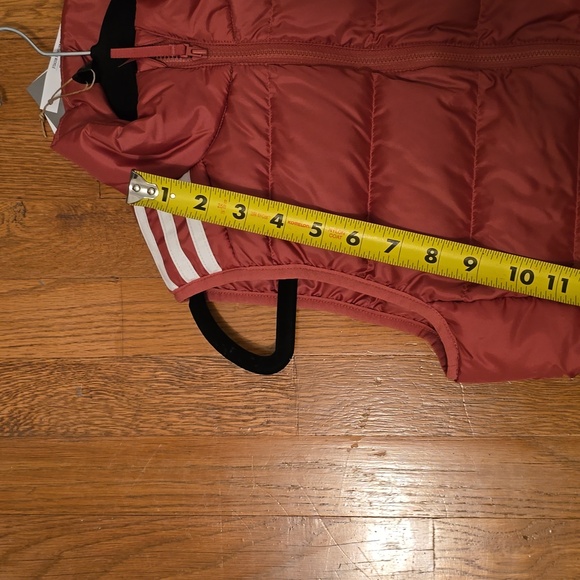 ADIDAS BRAND SIGNATURE WOMEN'S "WONDER RED" PUFFER DOWN VEST SIZE XS - Picture 15 of 16